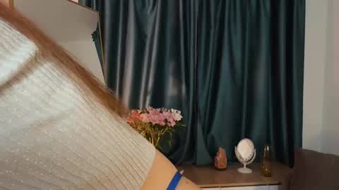 Callista online show from March 7, 5:06 pm