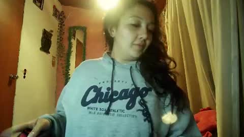 paula online show from June 27, 2:01 am