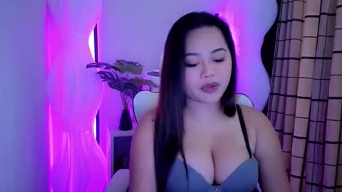Jade online show from May 1, 9:12 am
