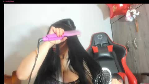 cami online show from April 16, 6:35 am