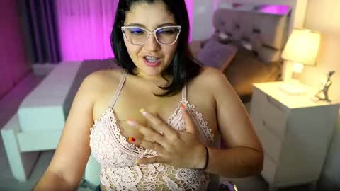 Snapshot of camila_buitrago chatting on March 8, 2:43 am Camila buitrago online show from March 8, 2:43 am