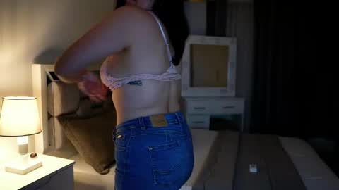 Camila buitrago online show from February 3, 2:53 am