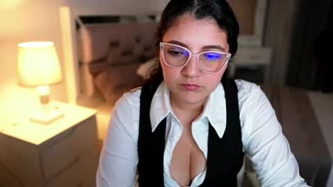 Camila buitrago online show from February 28, 1:27 am