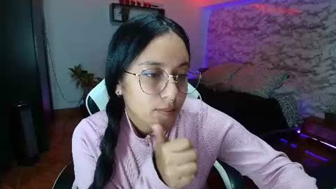 Camila Roose online show from August 5, 1:12 am