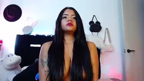 camila_torresss online show from June 25, 10:22 pm