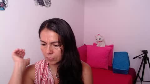 Camila Vargas online show from April 2, 10:07 pm