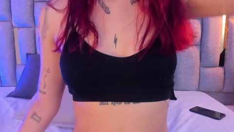camilaa_smith_ online show from July 26, 8:27 pm