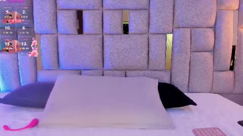 camilaa_smith_ online show from July 30, 7:48 pm
