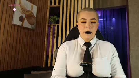    online show from May 5, 7:22 am