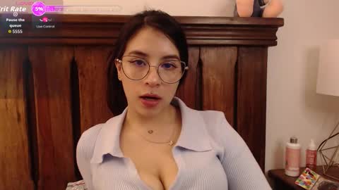 camilacarter online show from November 18, 12:44 am