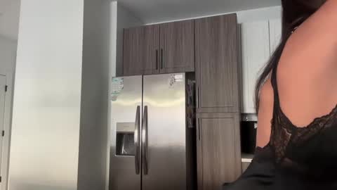 camiliakxoxo online show from February 22, 1:01 pm