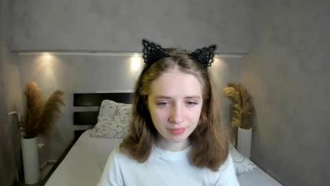 Snapshot of camilla_kelly chatting on October 9, 1:21 am Camilla online show from October 9, 1:21 am