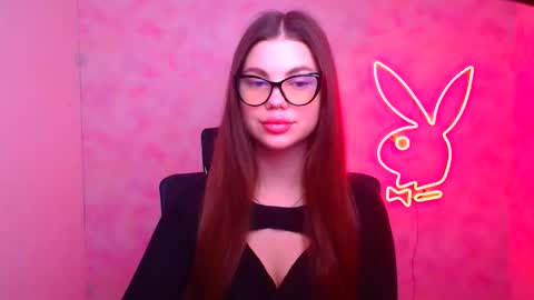 Camilla online show from December 21, 6:17 am