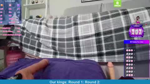 Snapshot of camillacassidy chatting on December 7, 2:20 am CamillaCassidy online show from December 7, 2:20 am