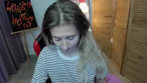 camilladreamer online show from August 6, 12:06 am