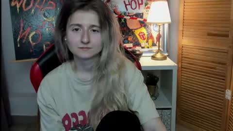 camilladreamer online show from June 28, 5:52 pm
