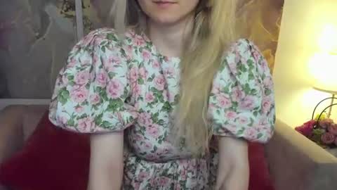 camilladreamer online show from June 24, 6:40 pm