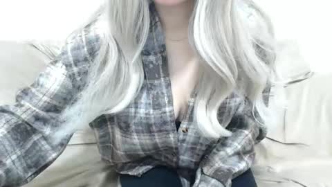 CamilleBunny online show from January 6, 3:21 am