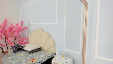 Snapshot of candaceowens chatting on March 11, 3:36 am candaceowens online show from March 11, 3:36 am