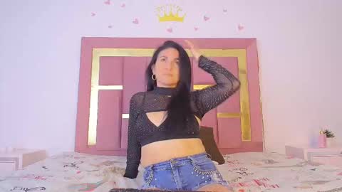 Candelita online show from March 9, 1:58 pm