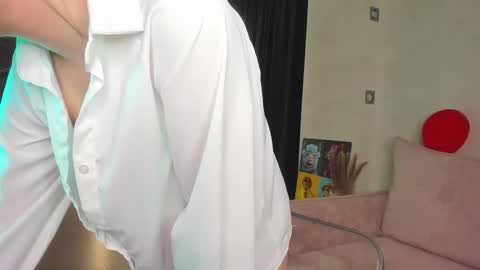 Candy online show from February 11, 9:44 am