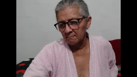 candy online show from December 5, 2:00 am