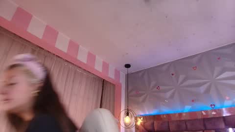 Snapshot of candy_morgan412 chatting on October 4, 11:27 am Ania online show from October 4, 11:27 am