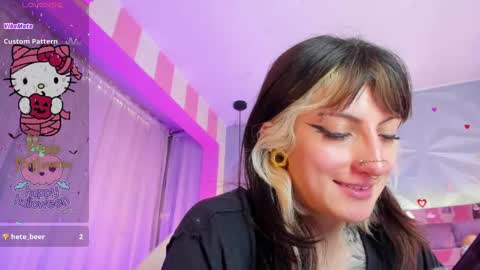 Snapshot of candy_morgan412 chatting on October 19, 1:13 pm Ania online show from October 19, 1:13 pm