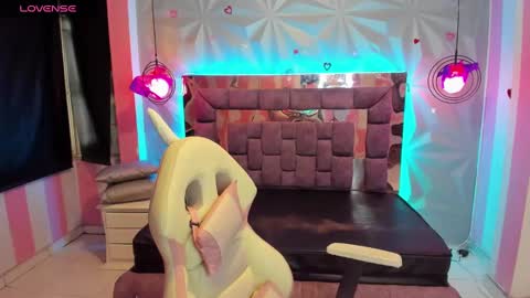 Snapshot of candy_morgan412 chatting on March 2, 12:03 pm Ania online show from March 2, 12:03 pm