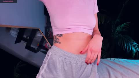 Snapshot of candy_sandy_ chatting on March 1, 8:13 am Sandy online show from March 1, 8:13 am