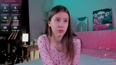 Snapshot of candy_sandy_ chatting on September 19, 11:20 am Sandy online show from September 19, 11:20 am