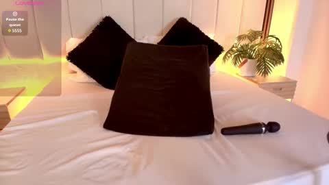 candyclair01 online show from November 7, 8:03 pm