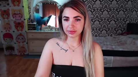 candygirlxxx9 online show from May 25, 7:18 am