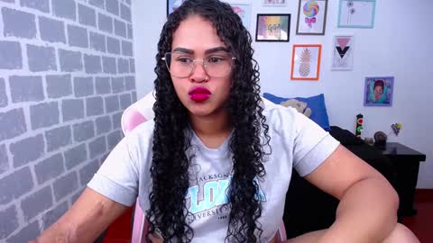 Karen online show from December 2, 6:08 pm