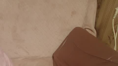 say meow and send tip  online show from September 30, 1:00 am