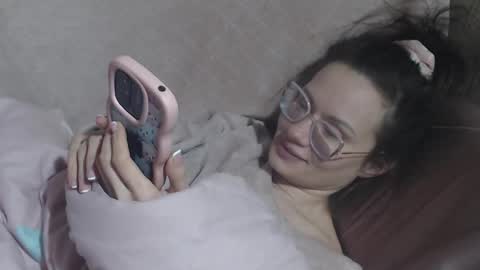 say meow and send tip  online show from March 10, 4:38 am