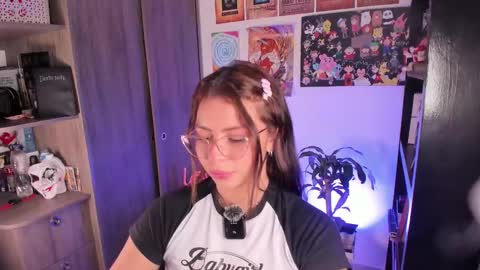 Camilla online show from February 13, 7:10 pm