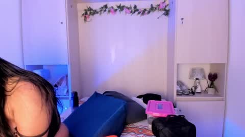 GABRIELA LOPEZ online show from June 30, 8:19 pm
