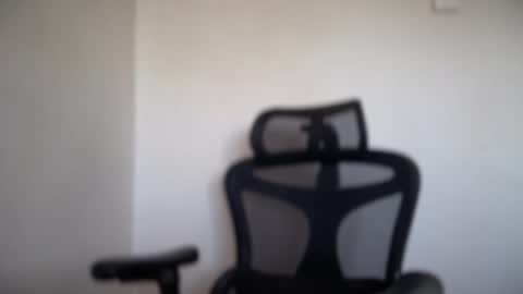 Snapshot of cappuccinokiss chatting on October 17, 8:06 am Emma online show from October 17, 8:06 am