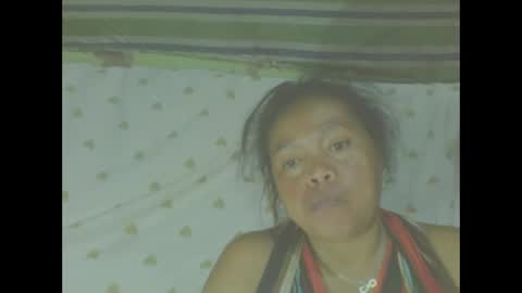 carinesexy69 online show from May 1, 12:41 pm