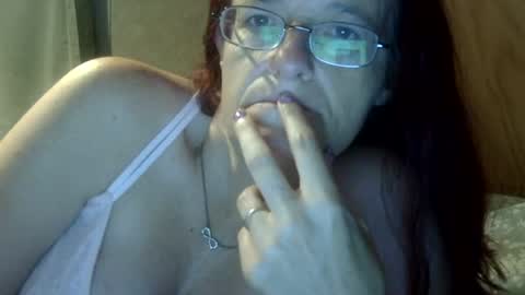 carleeswoman08 online show from June 26, 11:44 am