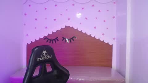 CARLYE   online show from October 4, 3:12 am