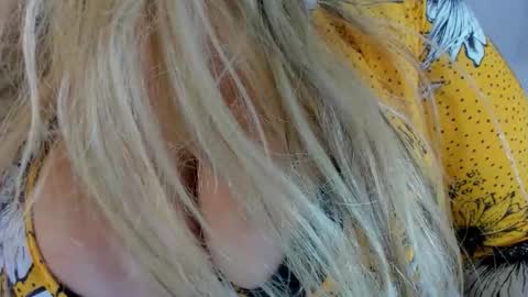 carlota_flow online show from March 24, 8:14 pm