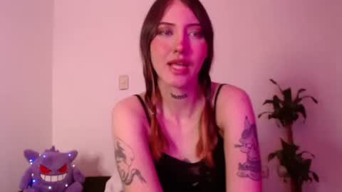 carmennrusso online show from November 16, 2:35 am