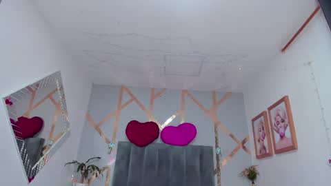Caroline online show from July 3, 3:23 am