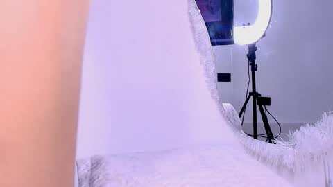 caro online show from March 3, 3:01 am