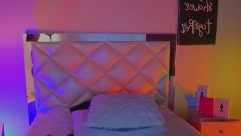 Carolina   online show from March 3, 8:10 am