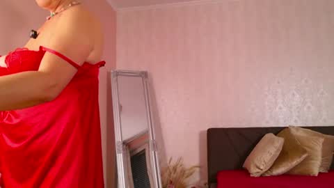 CaroJhones online show from June 15, 4:12 am