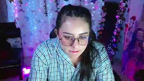 Carolina online show from June 12, 3:03 am