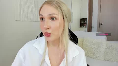 carol_may_ online show from July 24, 12:14 pm